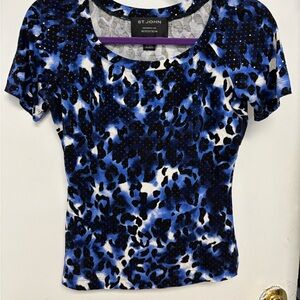 St. John Women's Blue and Black Abstract Short Sleeve Top